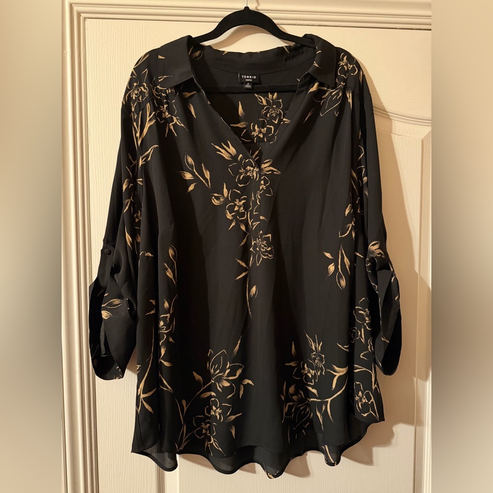 Torrid Black Blouse with Gold Floral Pattern